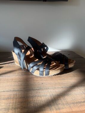 Women’s Black Strappy Wedge Sandals - Comfortable Everyday Style